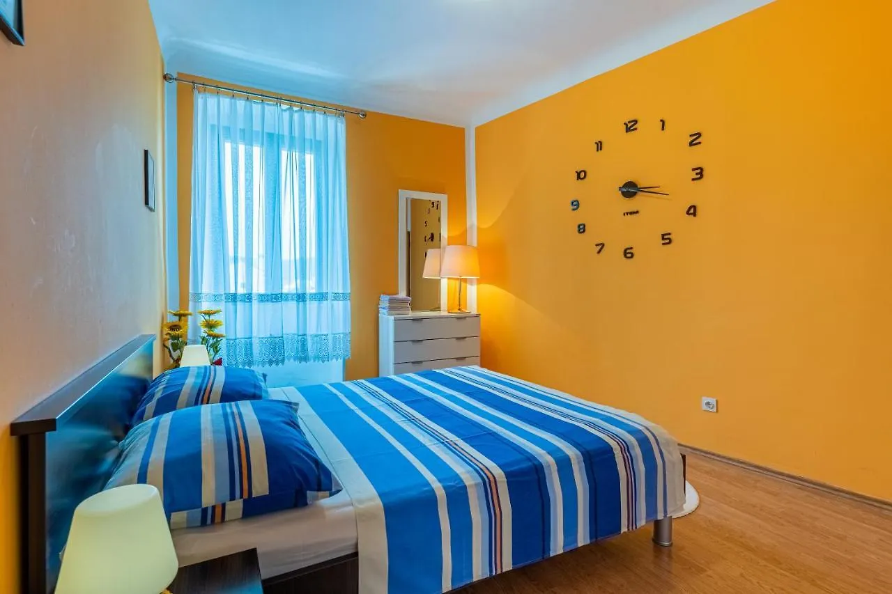 Apartman Milla Apartment Cres 0*,  Croatia